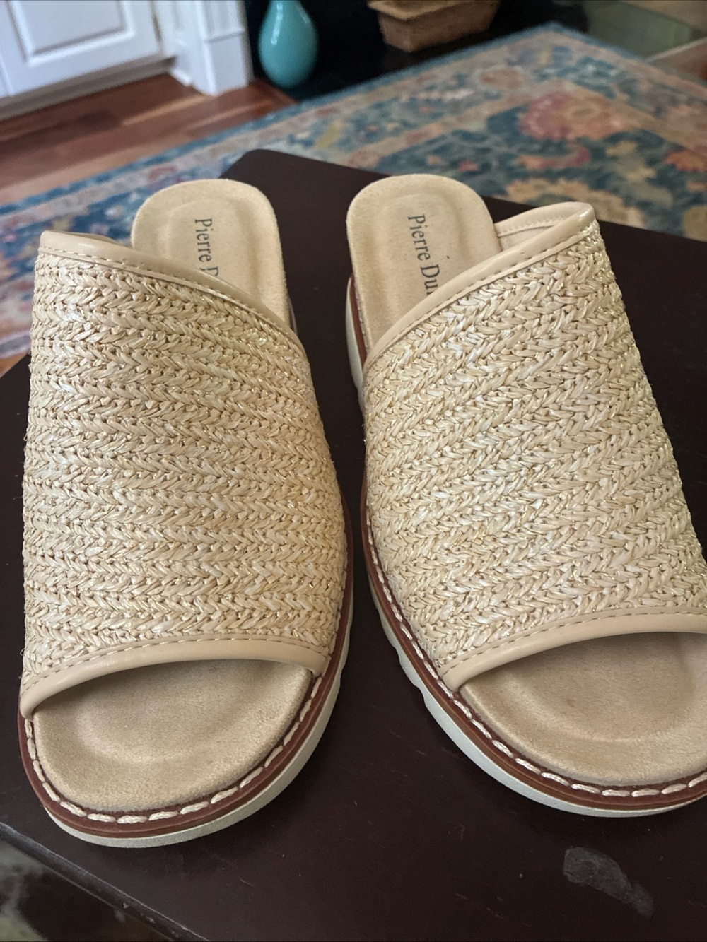 Pierre Dumas Ivory Gold Woven Slide Mule Wedge Shoes SZ 6.5 - Picture 4 of 8